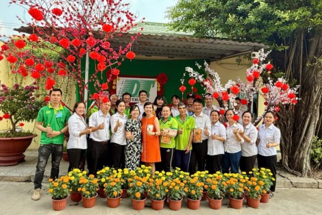 TRI ÂN CNV CUỐI NĂM - TẶNG QUÀ SIÊU CHẤT