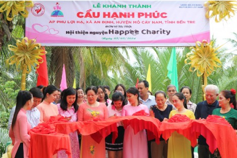 HAPPEE CHARITY: “NỐI NHỊP CẦU YÊU THƯƠNG” – HÀNH TRÌNH TIẾP NỐI NHỮNG BƯỚC CHÂN THẾ HỆ