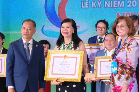 Gỗ Đức Thành (GDT) Tiếp Tục Nhận 3 Giải Thưởng Lớn Tại Lễ Tôn Vinh Doanh Nghiệp, Doanh Nhân TP.HCM 2024