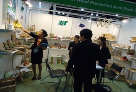 Đức Thành tham dự Hội chợ hàng gia dụng Hongkong