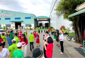 DẠ TIỆC NOEL: BẤT NGỜ, HẠNH PHÚC, NHỚ MÃI...
